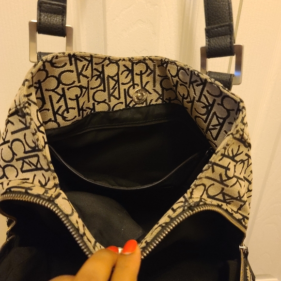 Calvin klein bag - Picture 2 of 4